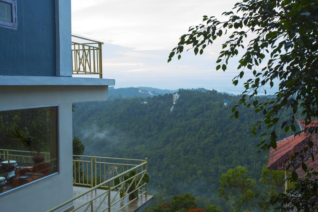 Spice Country Resort Chithirapuram Exterior foto